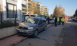 Amasya'da iki otomobilin çarpıştığı kazada sürücüler yaralandı