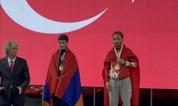 Düzce Üniversitesi öğrencisinden Avrupa Wushu Şampiyonası'nda altın madalya