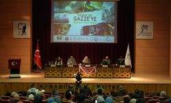 Karabük Üniversitesinde "Karabük'ten Gazze'ye İnsanlık Hattı" paneli düzenlendi