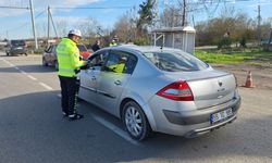 Samsun'da trafik denetimlerinde 26 sürücüye ceza kesildi