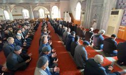Kulu’da camilerde Filistin için dua edildi