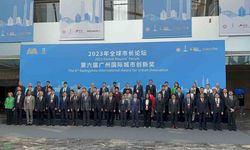 El presidente de CGLU, Altay, se dirigió a los municipios del mundo en China
