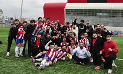 Amatör Ligin konuşulan maçı: Gülabibeyspor 10 kişi ile kazandı