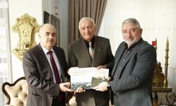 Çorum'un kültür elçisi Hasan Tuluk'a özel ziyaret