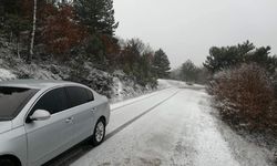 Çorum'da kar yağışı başladı: Köyler beyaza büründü