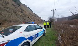 Karabük-Zonguldak kara yolundaki heyelan ulaşımı aksattı
