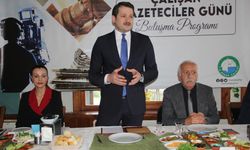 Sinop Vali Vekili Bulat, gazetecilerle bir araya geldi