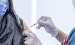 467 kişi haklarını aldı: Koronavirüs aşısı olanlara devlet tazminat ödüyor