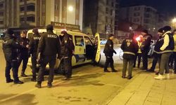 Çorum'da Yılbaşı Gecesi nefes kesen polis kovalamacası: Kaçan şahsın üzerinden satır çıktı