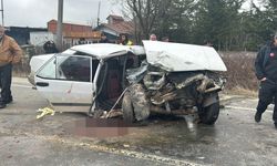 Bolu'da forklifte çarpan otomobildeki 4 kişi yaralandı