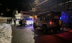 Rize'de iş makinesi operatörü çığ düşmesi sonucu yaralandı