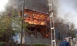 Çorum'da yangın felaketi: 6 ev alev alev yandı!