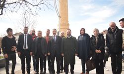 Gelecek Partisi'nin Çorum yürüyüşü: Rumi Bekiroğlu ve İsmail Barış Coşgunsu'dan esnaf turu
