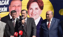 İYİ Partili vekil Çorum'da hükümeti topa tuttu: “Türkiye yanlış yönetiliyor, cezasını vatandaş çekiyor”