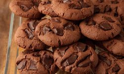 Bu kurabiyelere bayılacaksınız: Kimsenin hayır diyemediği Çikolatalı Kurabiye tarifi