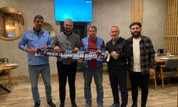 (beklesin) Artvin Trabzonspor Taraftarlar Derneği Hopa ve Kemalpaşa'da esnafı ziyaret etti