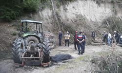 Zonguldak'ta devrilen traktörün sürücüsü öldü