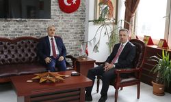 Çorum Valisi Zülkif Dağlı, Çorum Cumhuriyet Başsavcısı Ahmet Bektaş'ı ziyaret etti