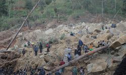 Papua Yeni Gine’de korkunç felaket: 2 binden fazla kişi toprak altında!