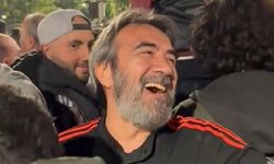 Şampiyonluk kutlamasına katılan Zeki Demirkubuz'u gören Beşiktaşlılar Nuri Bilge Ceylan'ı andı