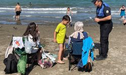 Samsun polisi sahilde boğulma vakalarına karşı vatandaşları uyardı
