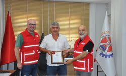 Türk Kızılaydan Havza TSO Başkanı Acar'a kan bağışı dolayısıyla madalya