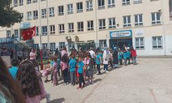 Keşan'da öğrenciler karnelerine kavuştu