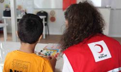 Türk Kızılay deprem bölgesinde 532 çocuğun yanında