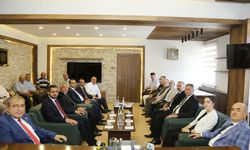 Vali Zülkif Dağlı'dan Bayat Belediye Başkanı Bahadır Ünlü'ye hayırlı olsun ziyareti