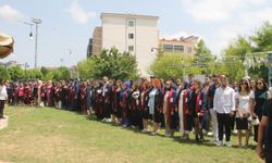 OMÜ Çarşamba Ticaret Borsası Meslek Yüksekokulunda mezuniyet töreni