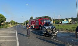 Samsun'da otobüsle çarpışan otomobildeki yolcu yaralandı