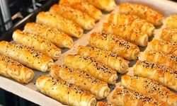 Çıtır böreklerin tek sırrı bu sos! Bu börek sosu tarifi İle böreklerinize kimse hayır diyemeyecek!