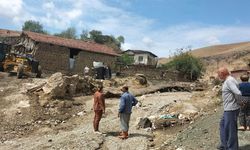 Çorum'un bu ilçesinde dolu ve sel felaketi: Köyler perişan oldu