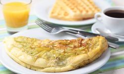 Kahvaltılarda yeni trend: Waffle Omlet!