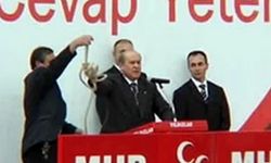 Devlet Bahçeli’nin ‘Öcalan’ çıkışı Türkiye'yi ayağa kaldırdı! Yıllar önceki ip fırlatma konuşması yeniden gündemde