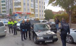 Dur ihtarına uymadı! Polis takibinde yakalanan araçtan uyuşturucu çıktı