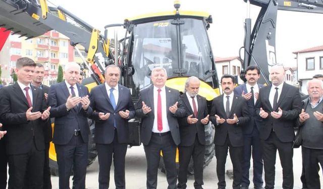 Osmancık Belediyesi’ne yeni iş makinesi
