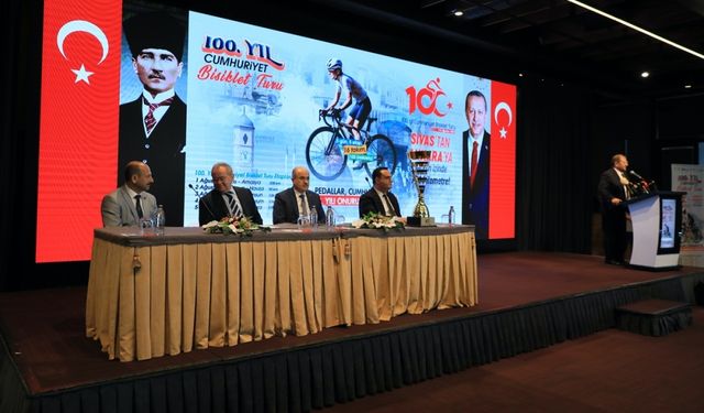 Uluslararası 100. Yıl Cumhuriyet Bisiklet Turu'nun tanıtımı Samsun'da yapıldı