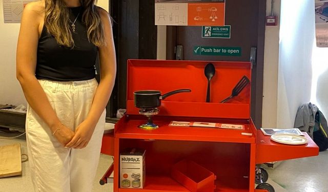BİLGİ öğrencisi depremden etkilenenler için "mobil mutfak" tasarladı