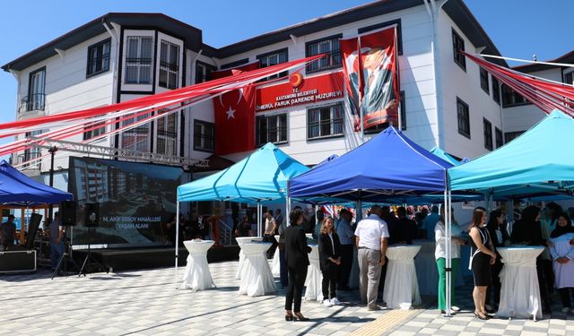 Kastamonu'da Ömerül Faruk Darende Huzurevi açıldı