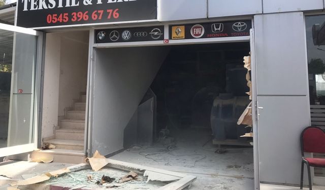 Amasya'da akaryakıt istasyonunun deposunda meydana gelen patlama hasara neden oldu