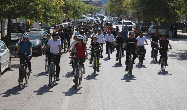 Erbaa Belediyesi bisiklet turu düzenledi