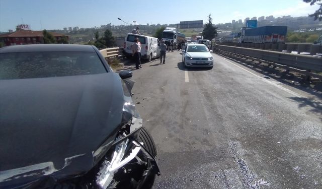 Samsun'da zincirleme trafik kazasında 2 kişi yaralandı