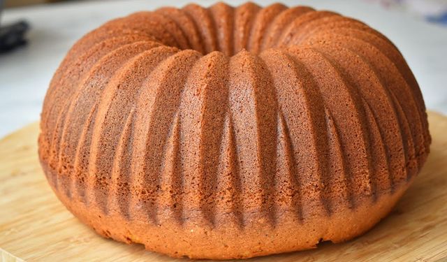 Komşularınız bu keki konuşacak: Fırından taşan kabarma harikası Kek tarifi