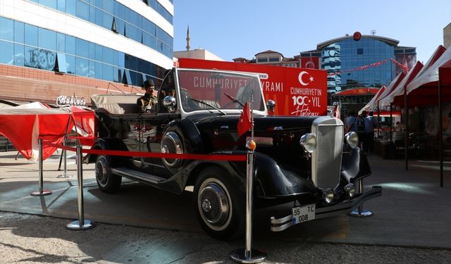 Atatürk'ün makam aracının benzeri Kastamonu'da sergilendi