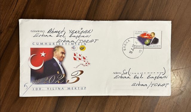 Erbaa Belediye Başkanı Karagöl, 21 yıl önce kendisine yazılan mektubu teslim aldı