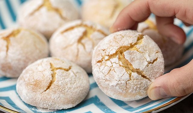 Bu kurabiyeye bayılacaksınız: Enfes Limonlu Çatlak tarifi
