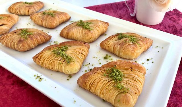 Şerbetli tatlıların en lezzetlisi: Tadına doyulmayan Midye Tatlısı tarifi