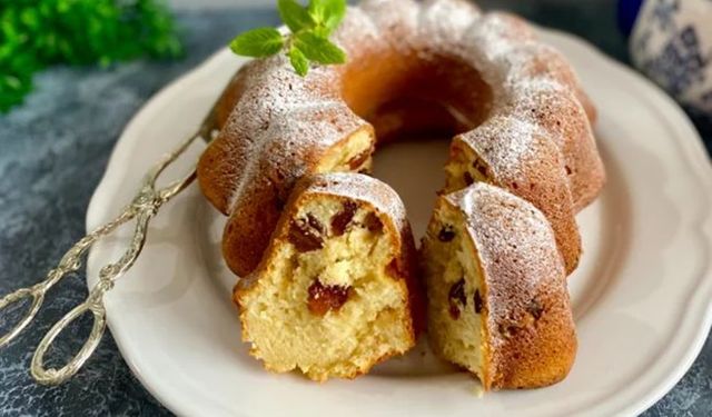 Bu kek tarifiyle yıldızınız parlayacak: Hemen denemek isteyeceğiniz Üzümlü Kek tarifi