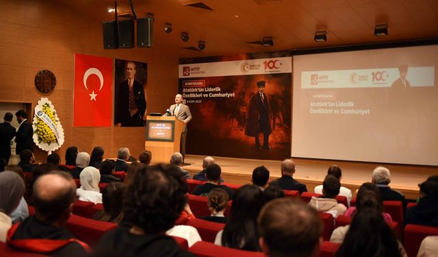 Atatürk’ün dehası Çorum’da anlatıldı: Cumhuriyetin yüzüncü yılına özel konferans
